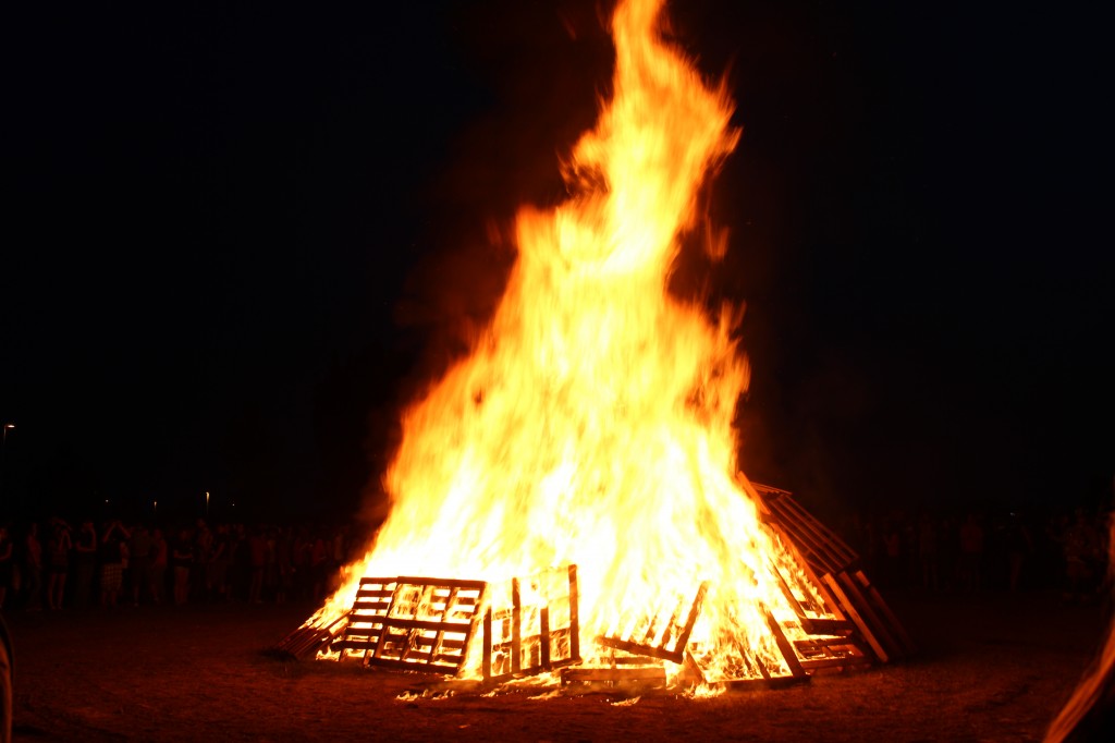 Homecoming bonfire
