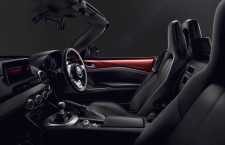 http---image.motortrend.com-f-roadtests-convertibles-1409_2016_mazda_mx5_miata_first_look-80495892-2016-mazda-mx-5-miata-interior