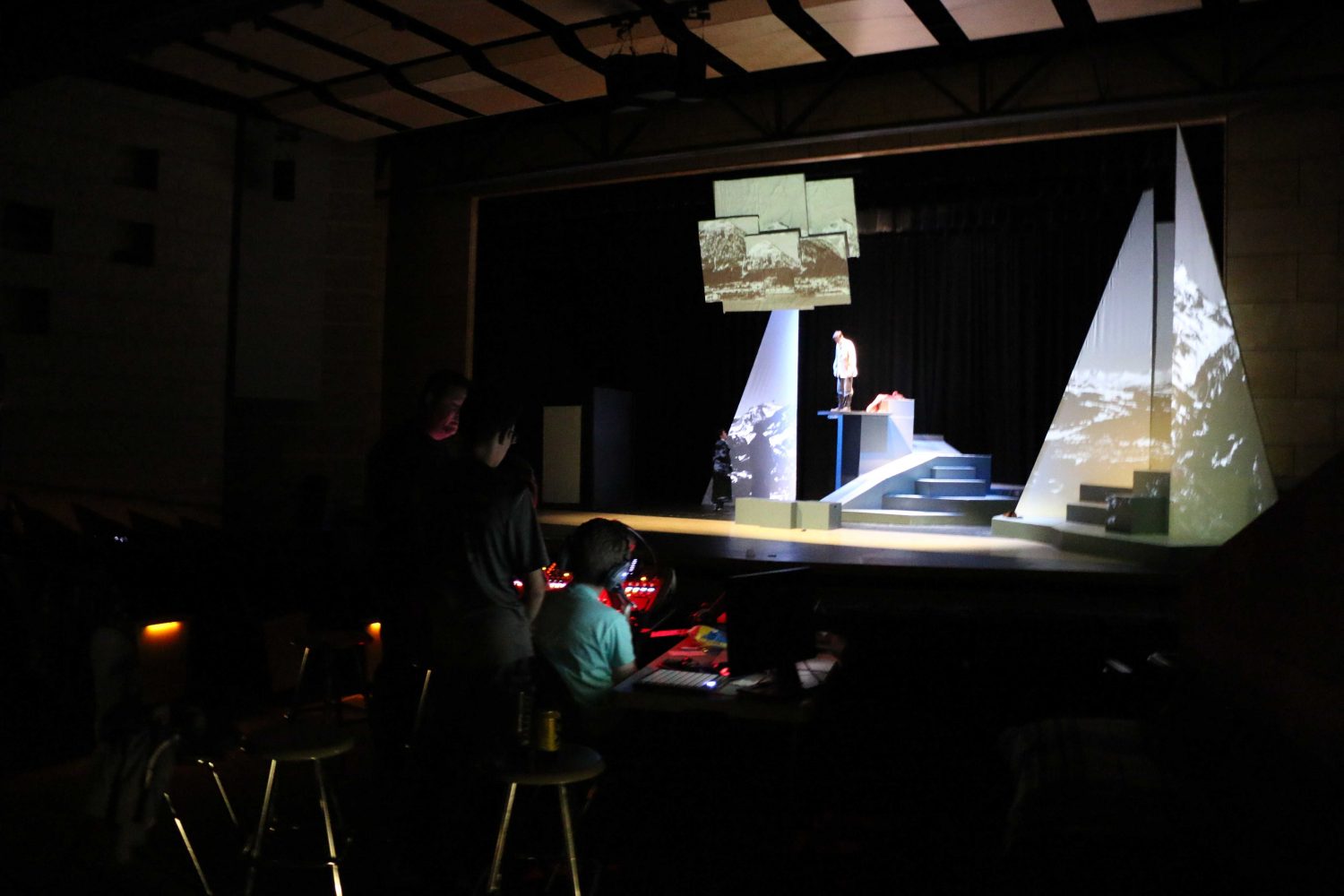 Fossil theatre puts on fantastic rendition of Nick Dears Frankenstein