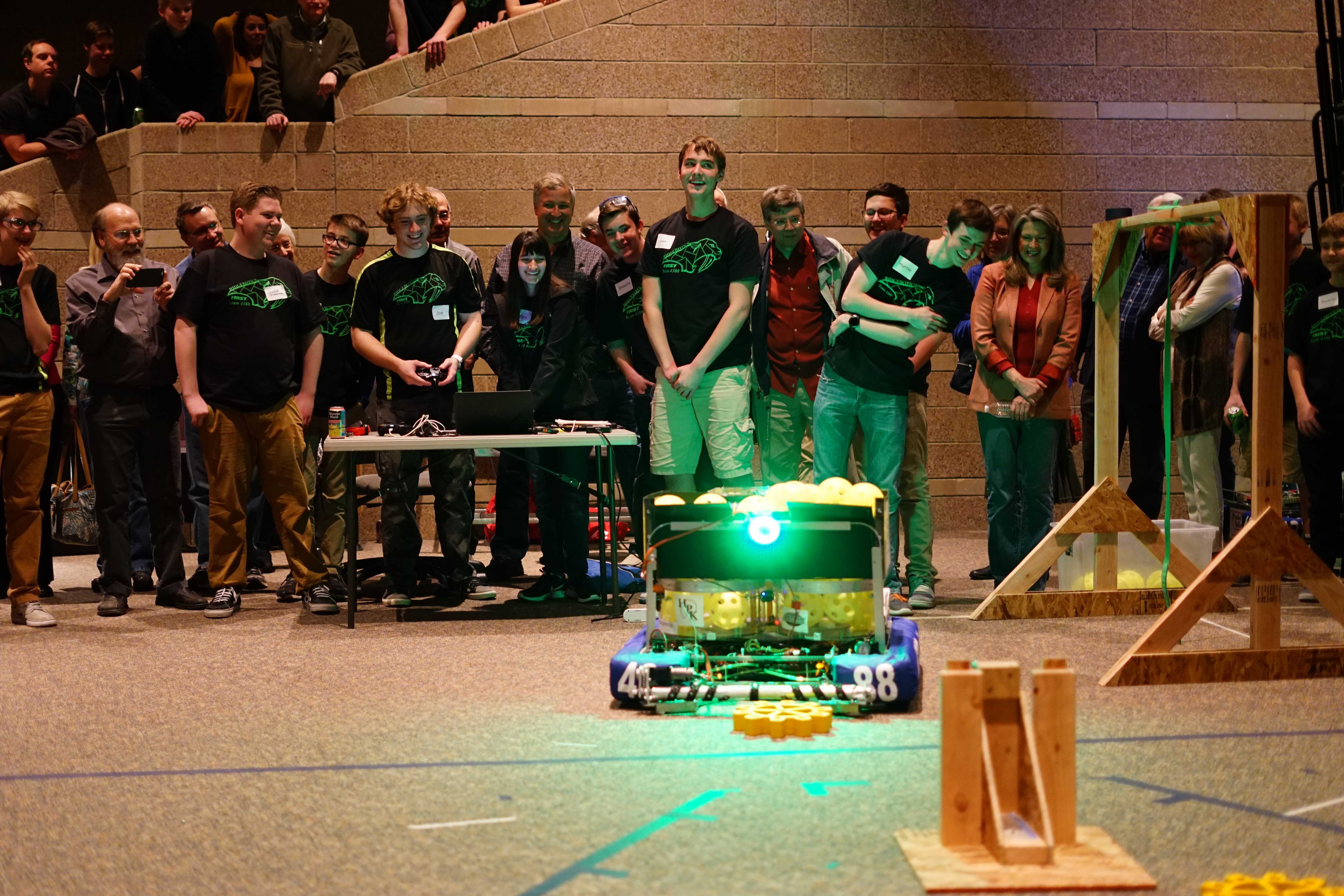 Ridgebotics team bags up robot for San Diego competition