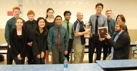Knowledge Bowl’s winning streak continues at regionals