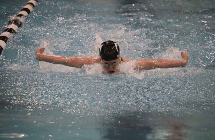The Sabercats girls swim team struggles to keep up in meet against Windsor