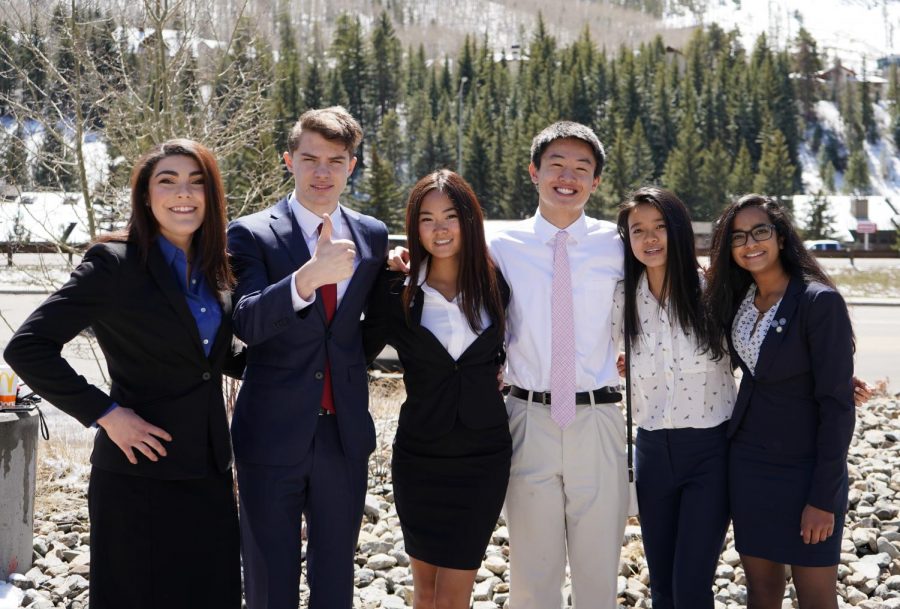 From left to right: Ashton Reneau, Will Cutchin, Annalea Zhao, James Zheng, Jessica Yang, and Anjana Pedi
