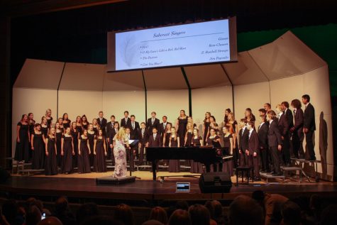 Sabercats sing into season