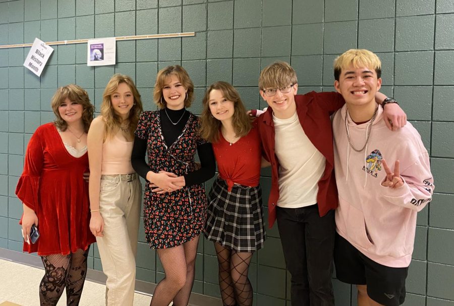 Group one of three. Pictured left to right, Cami Nugent, Maddie Wideman, Zoe Dennis, Sydney Ellis, Zach Pickett, and Steven Nguyen prepare to sing to students. 