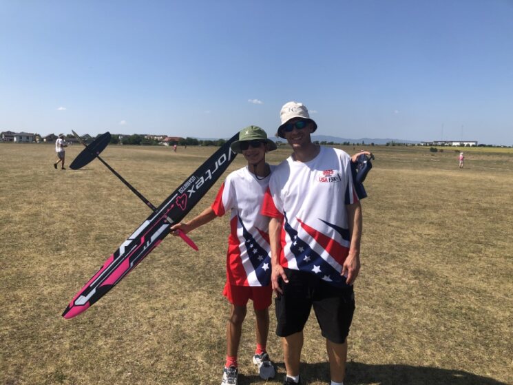 Cytrynowicz and his father David Cytrynowicz prepare for a competitive gliding competition. 